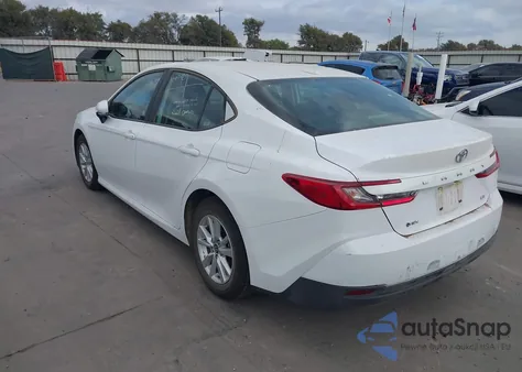 2025 Toyota Camry Le из США, поврежденный, VIN 4T1DAACK7SU592344